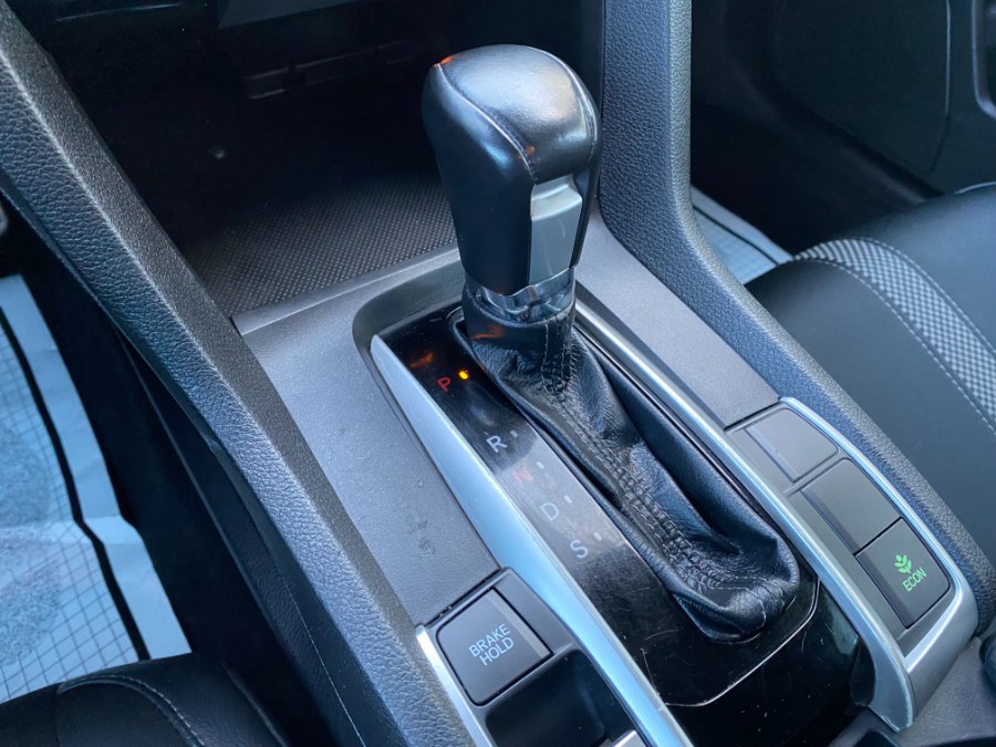 2019 Honda CIVIC SEDAN Sport CVT photo