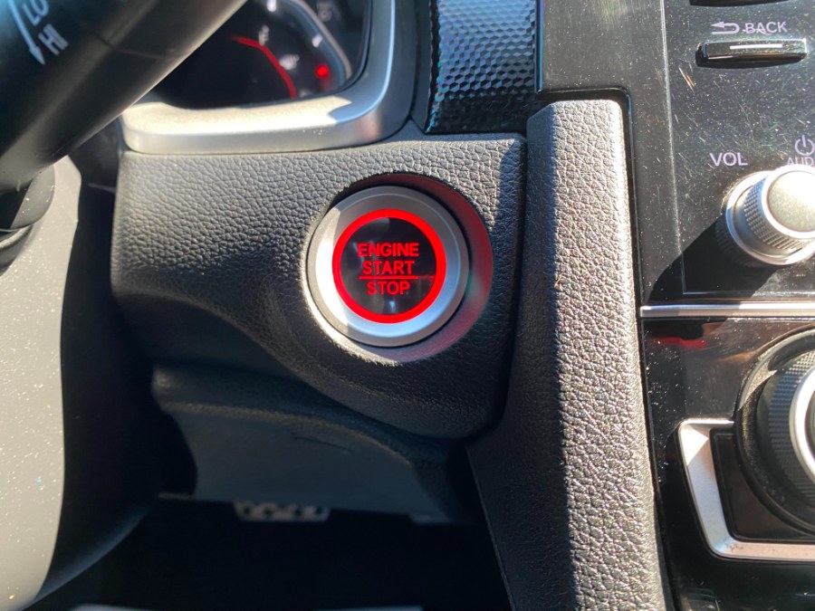 2019 Honda CIVIC SEDAN Sport CVT photo