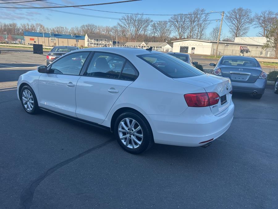 2011 Volkswagen Jetta SE PZEV photo