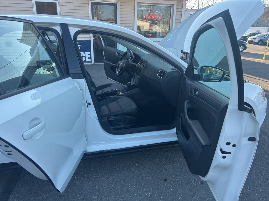 2011 Volkswagen Jetta SE PZEV photo