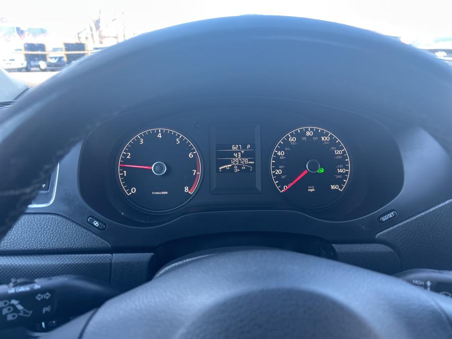 2011 Volkswagen Jetta SE PZEV photo