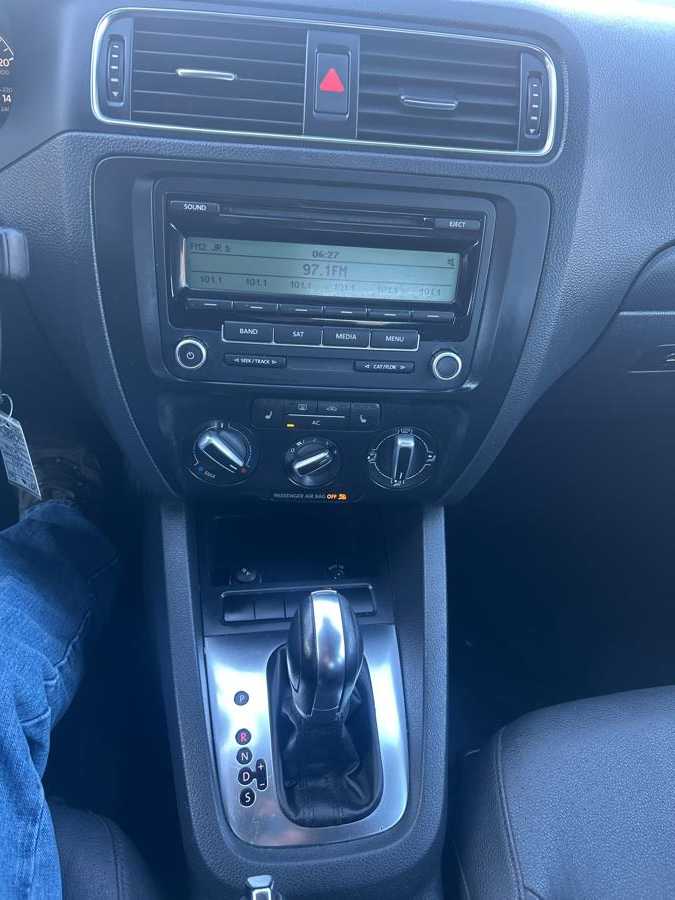 2011 Volkswagen Jetta SE PZEV photo