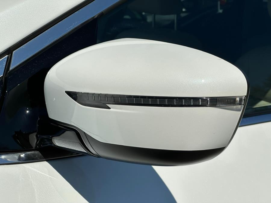 2024 Nissan Murano AWD SV photo