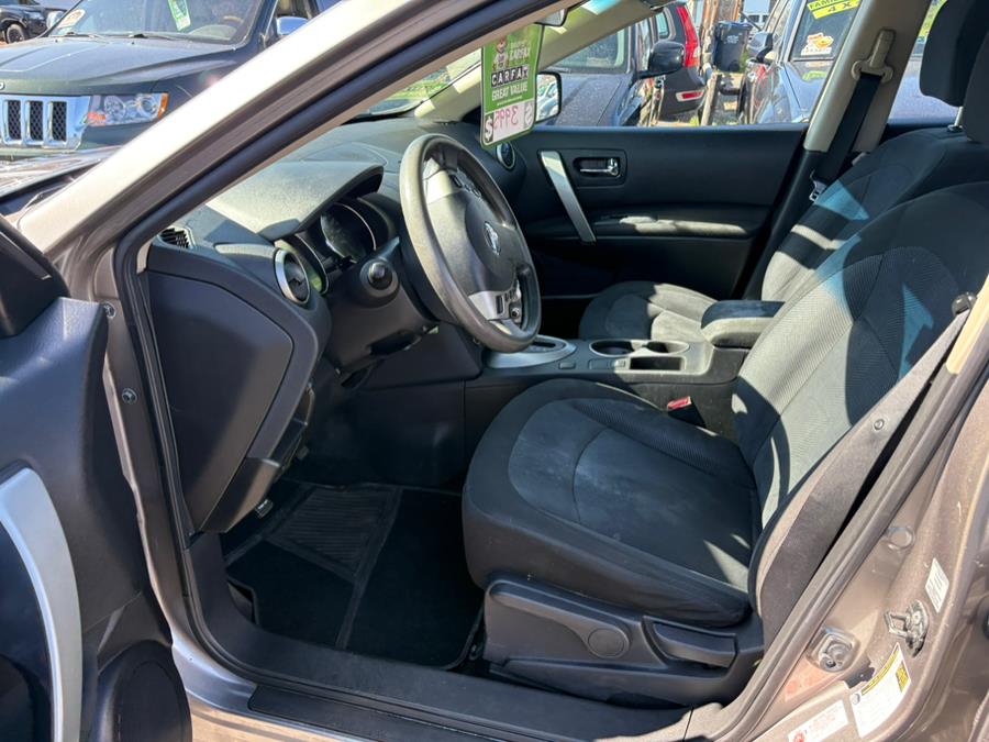 2014 Nissan Rogue Select S photo
