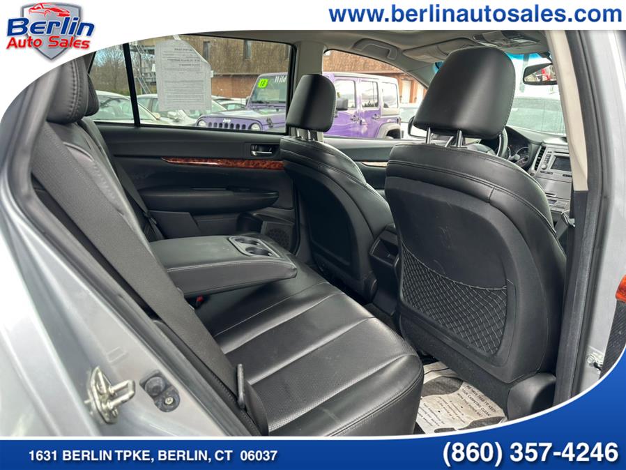 2012 Subaru Outback 2.5i Limited photo