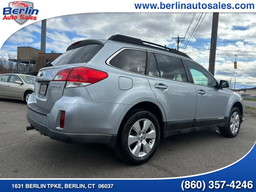2012 Subaru Outback 2.5i Limited photo