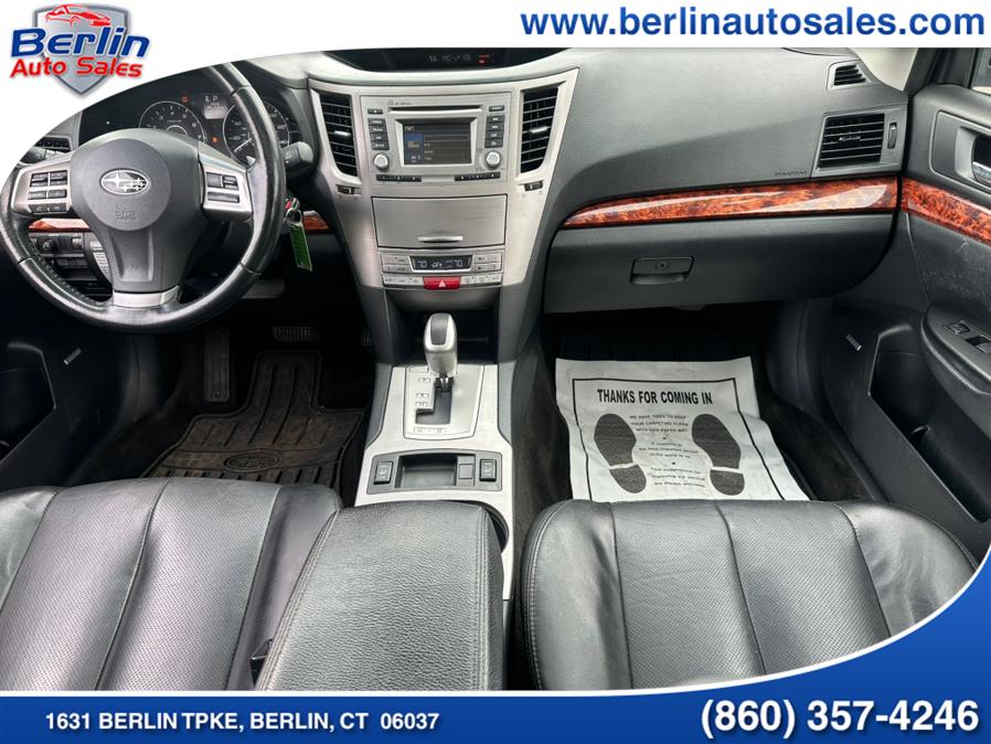 2012 Subaru Outback 2.5i Limited photo