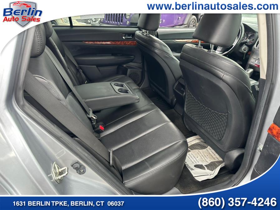 2012 Subaru Outback 2.5i Limited photo