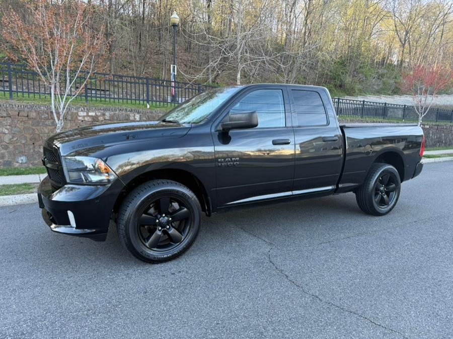 2017 RAM 1500 Express 4x4 Quad Cab 6''4