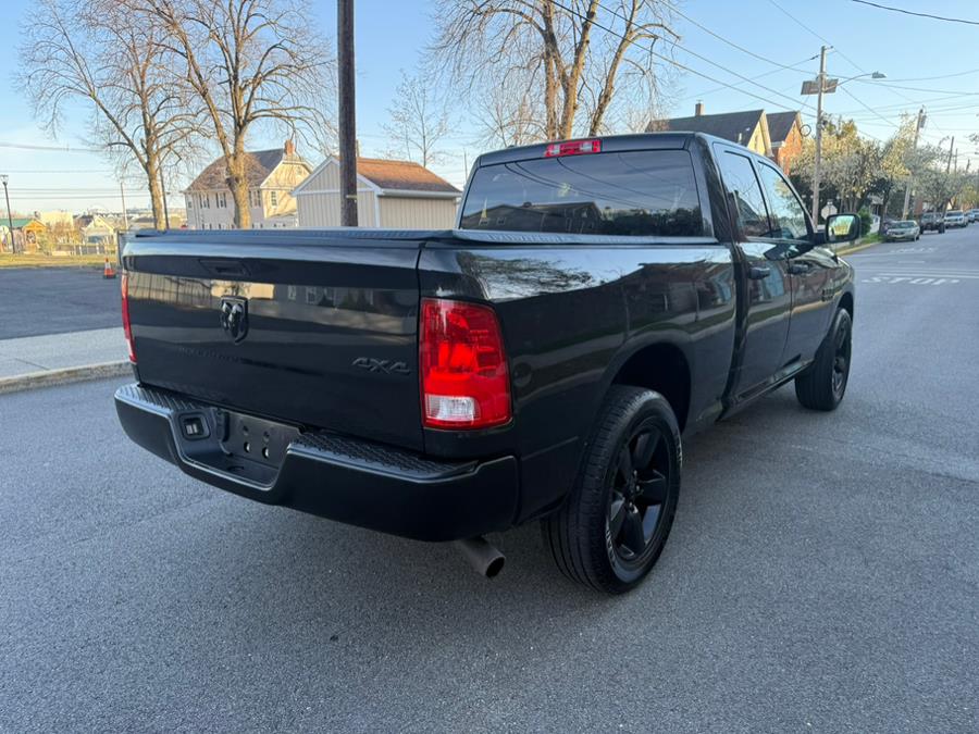 2017 RAM 1500 Express 4x4 Quad Cab 6''4