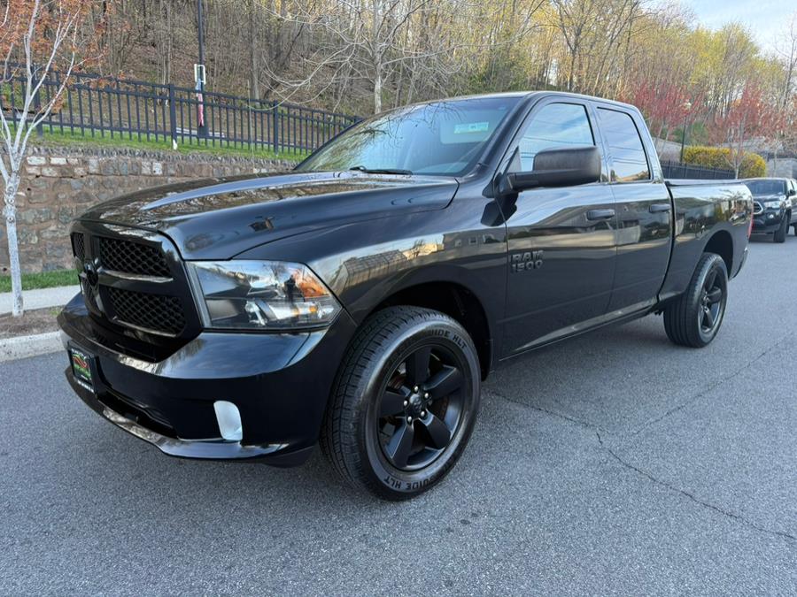 2017 RAM 1500 Express 4x4 Quad Cab 6''4