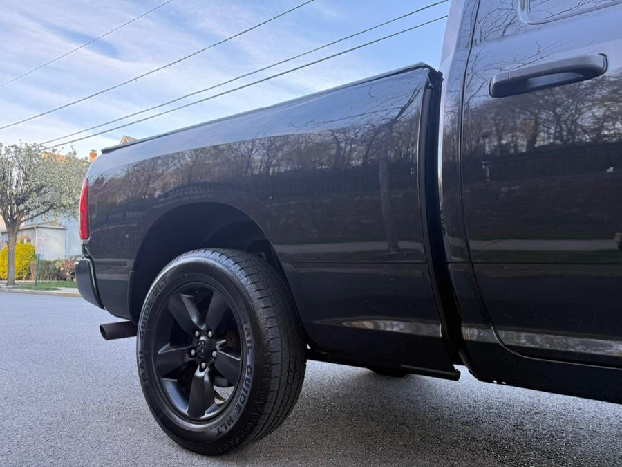 2017 RAM 1500 Express 4x4 Quad Cab 6''4