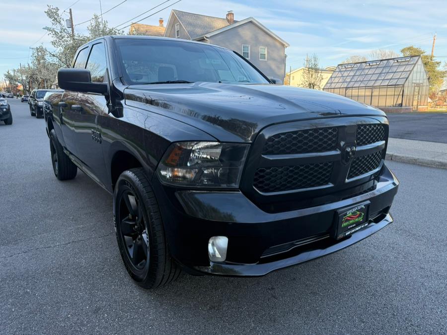 2017 RAM 1500 Express 4x4 Quad Cab 6''4