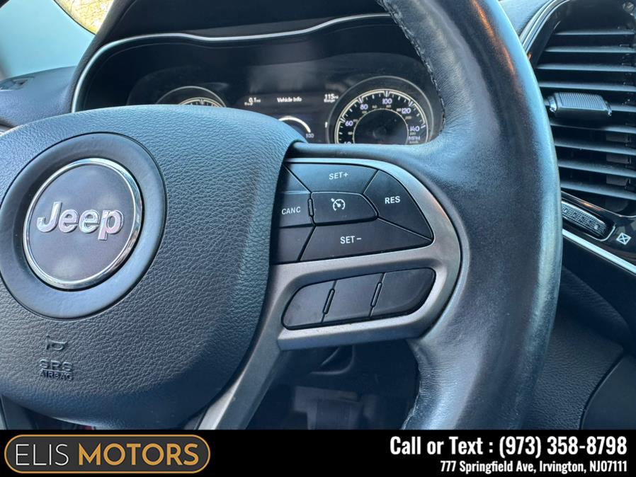2019 Jeep Cherokee Limited 4x4 photo
