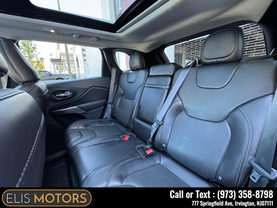 2019 Jeep Cherokee Limited 4x4 photo