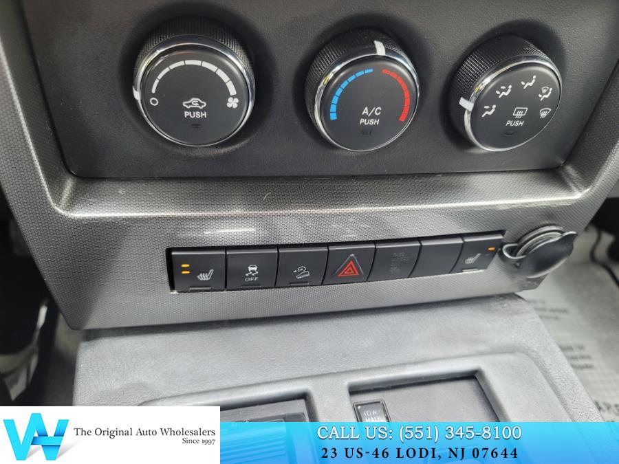 2011 Jeep Liberty Sport photo