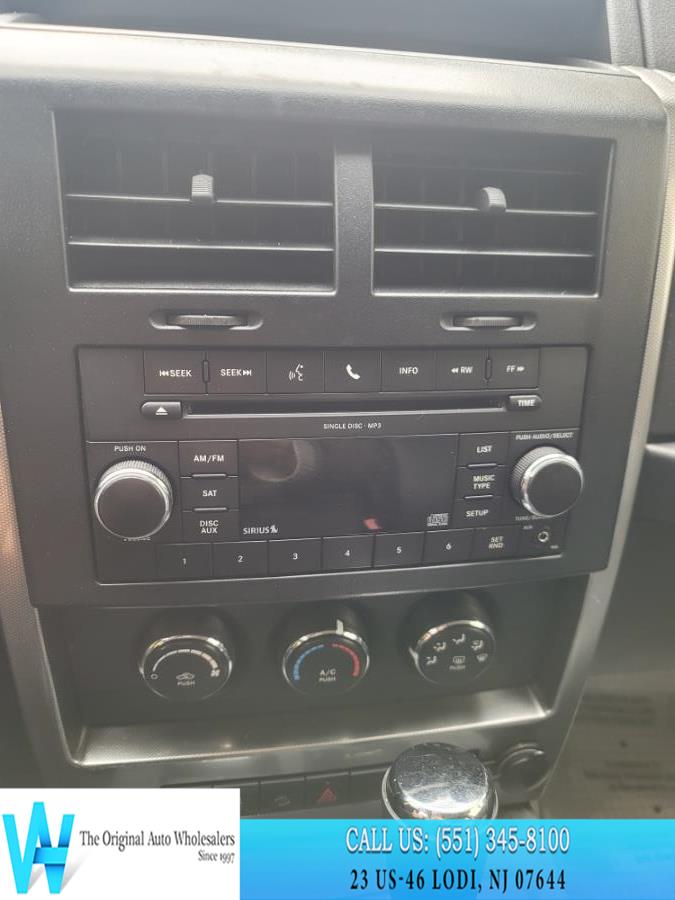 2011 Jeep Liberty Sport photo