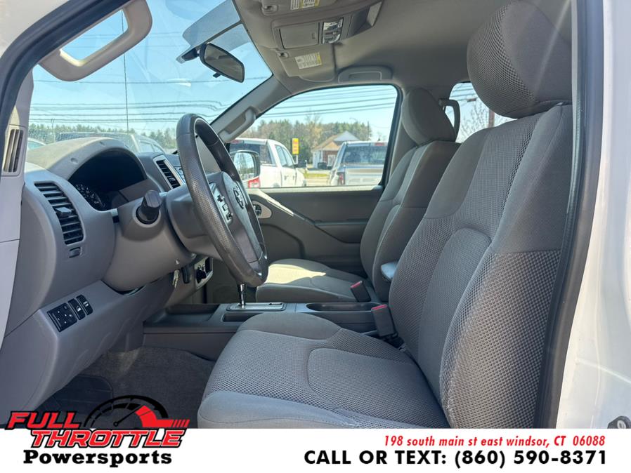 2016 Nissan Frontier 4WD Crew Cab SWB Auto PRO-4X photo