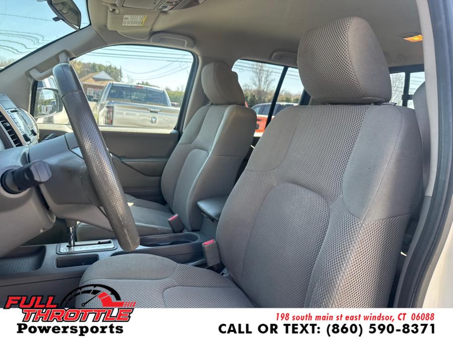 2016 Nissan Frontier 4WD Crew Cab SWB Auto PRO-4X photo