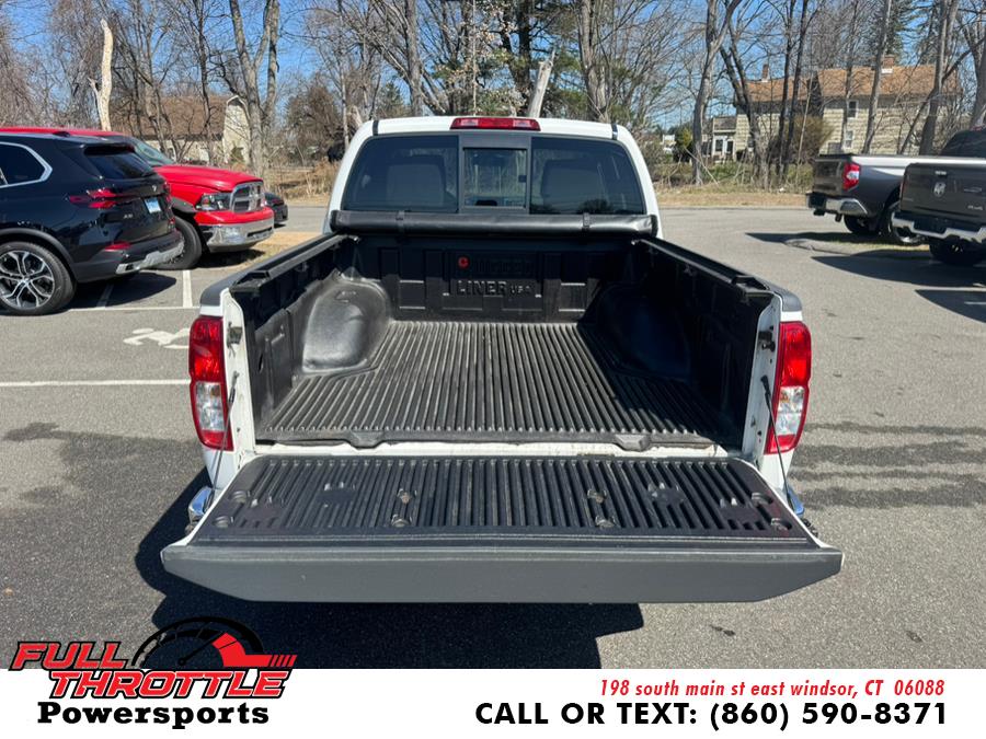 2016 Nissan Frontier 4WD Crew Cab SWB Auto PRO-4X photo