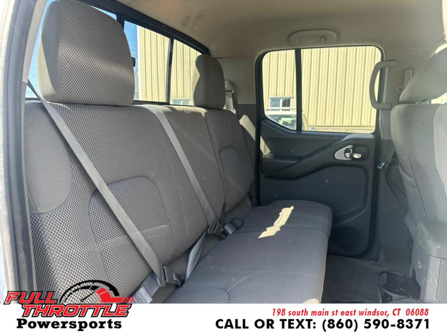 2016 Nissan Frontier 4WD Crew Cab SWB Auto PRO-4X photo