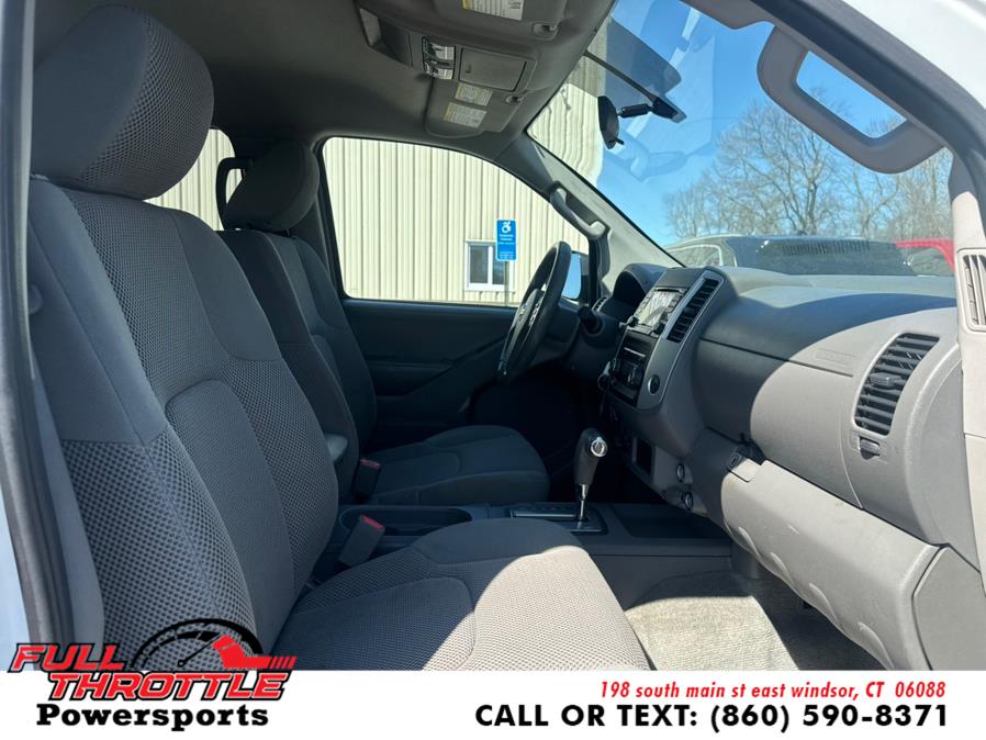 2016 Nissan Frontier 4WD Crew Cab SWB Auto PRO-4X photo
