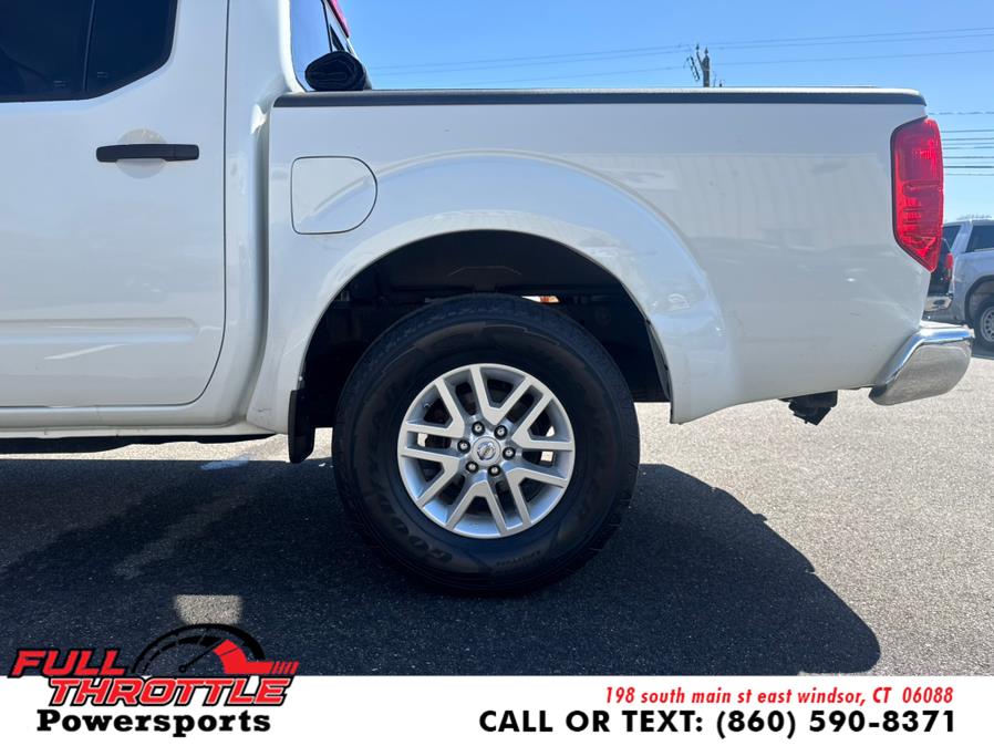 2016 Nissan Frontier 4WD Crew Cab SWB Auto PRO-4X photo