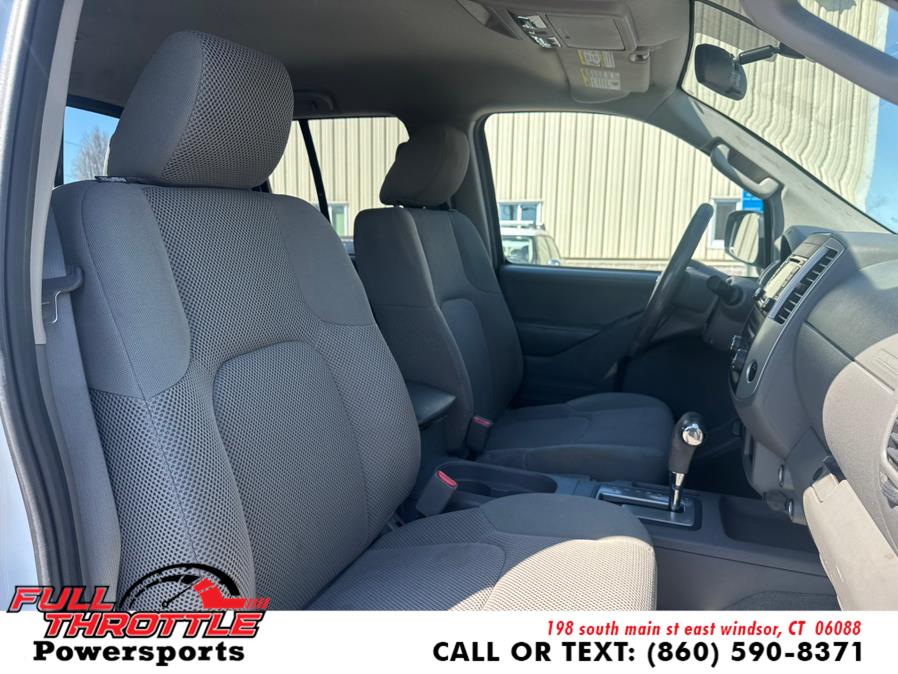 2016 Nissan Frontier 4WD Crew Cab SWB Auto PRO-4X photo