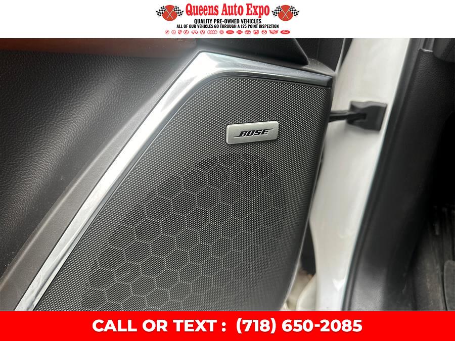 2017 Cadillac Escalade 4WD 4dr Luxury photo