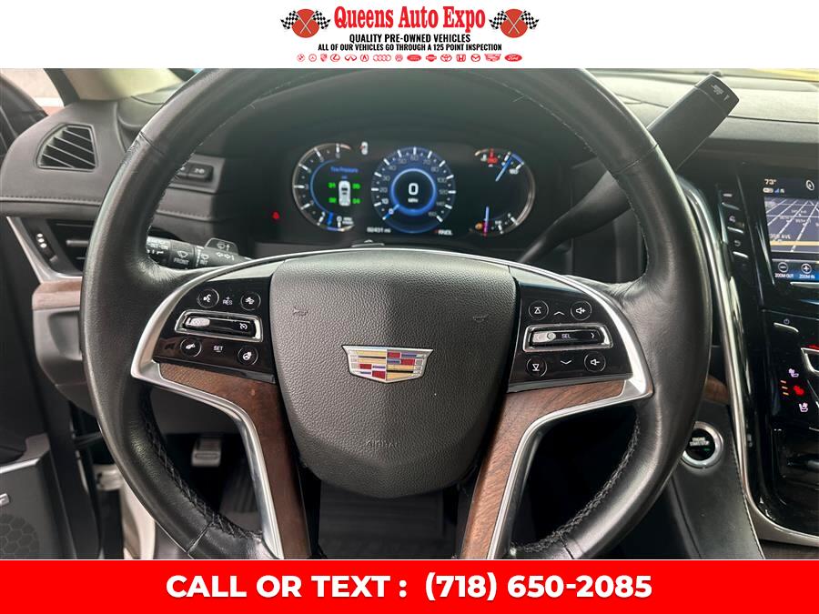 2017 Cadillac Escalade 4WD 4dr Luxury photo