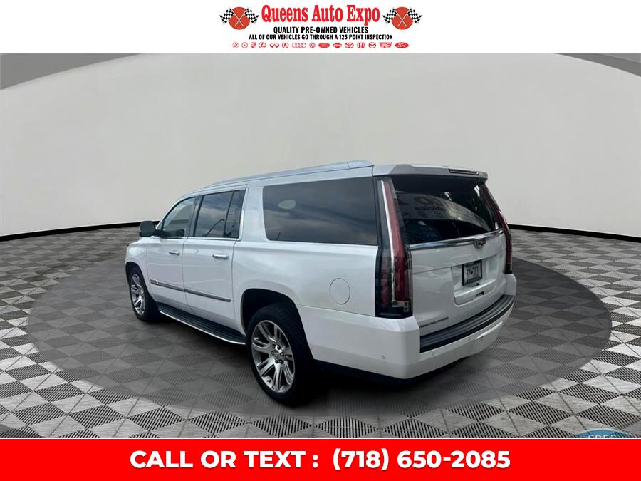 2017 Cadillac Escalade 4WD 4dr Luxury photo