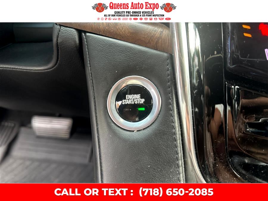 2017 Cadillac Escalade 4WD 4dr Luxury photo