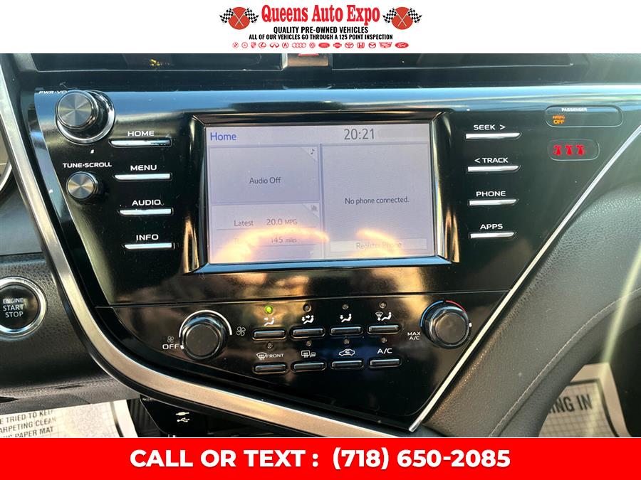 2018 Toyota Camry LE photo