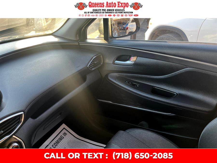 2019 Hyundai Santa Fe SEL 2.4 AWD photo
