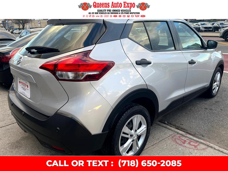 2020 Nissan Kicks S photo