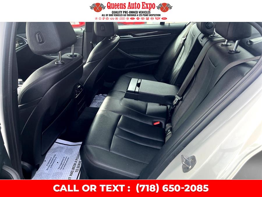 2019 BMW 5-Series 530i xDrive photo