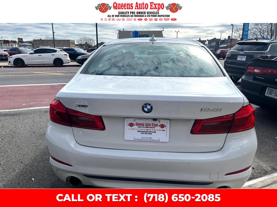 2019 BMW 5-Series 530i xDrive photo