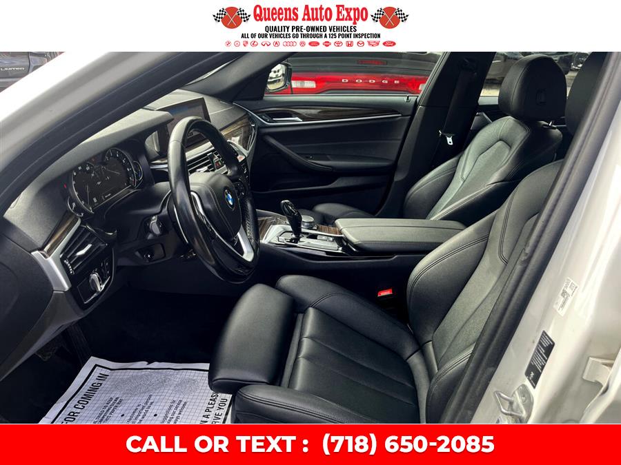 2019 BMW 5-Series 530i xDrive photo