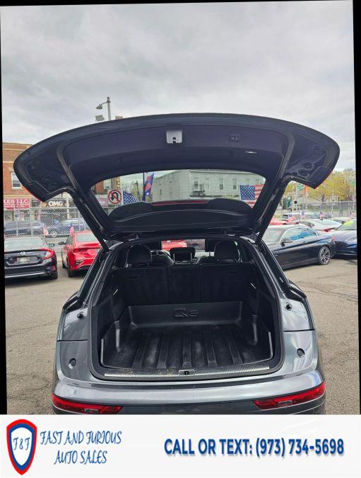 2019 Audi SQ5 Premium Plus Sport Utility 4D photo