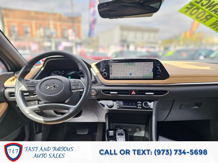 2021 Hyundai Sonata Limited Sedan 4D photo