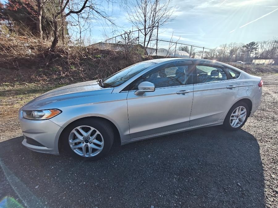 2016 Ford Fusion 4dr Sdn SE FWD photo