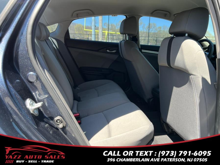 2016 Honda CIVIC SEDAN 4dr CVT LX photo