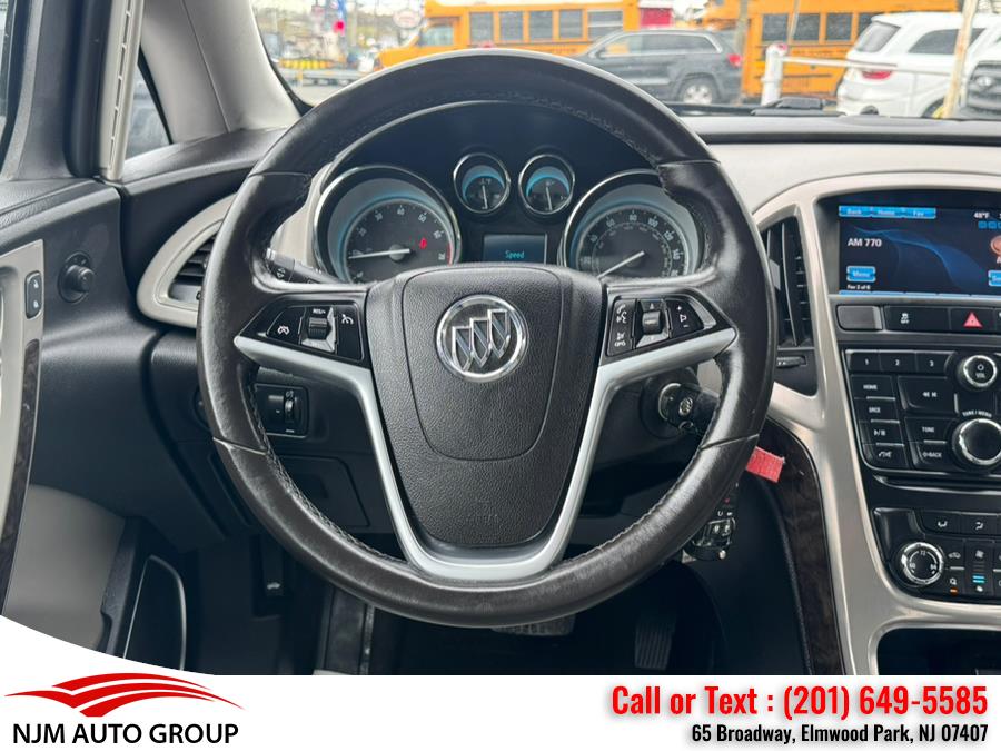 2015 Buick Verano 4dr Sdn w/1SD photo