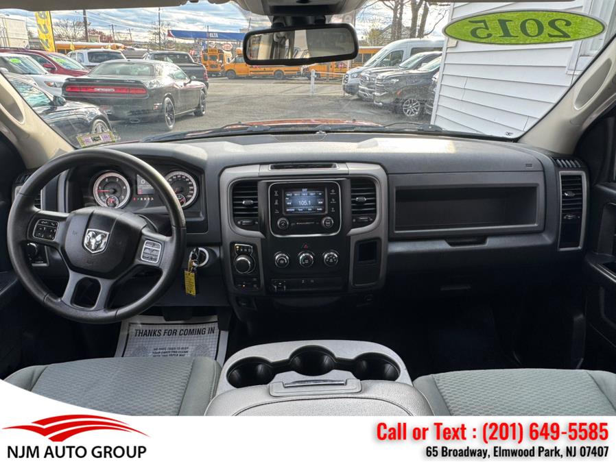 2015 RAM 1500 4WD Crew Cab 140.5