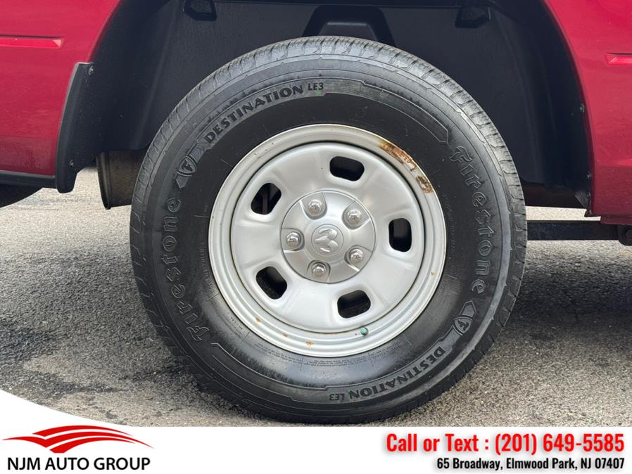 2015 RAM 1500 4WD Crew Cab 140.5