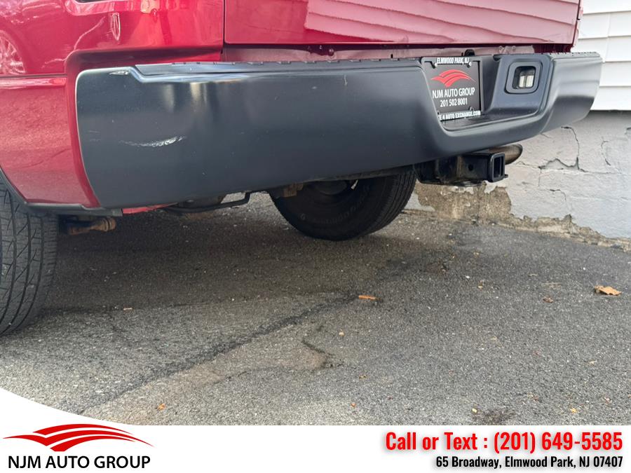 2015 RAM 1500 4WD Crew Cab 140.5
