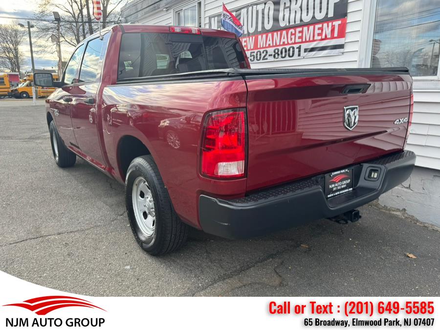 2015 RAM 1500 4WD Crew Cab 140.5