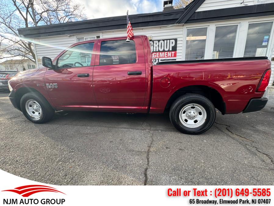 2015 RAM 1500 4WD Crew Cab 140.5