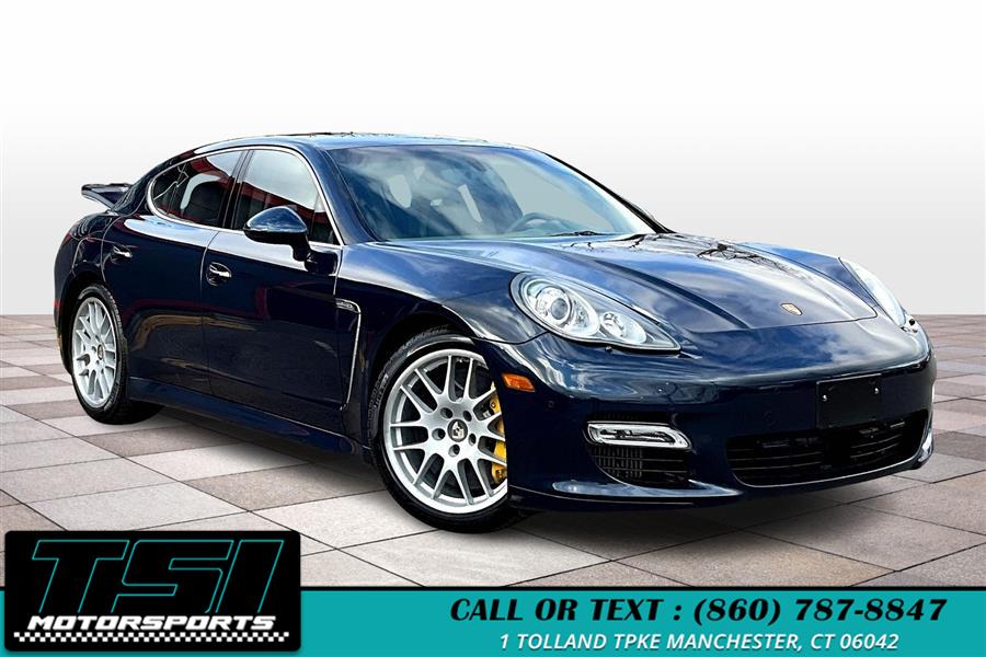 2011 Porsche Panamera Turbo photo