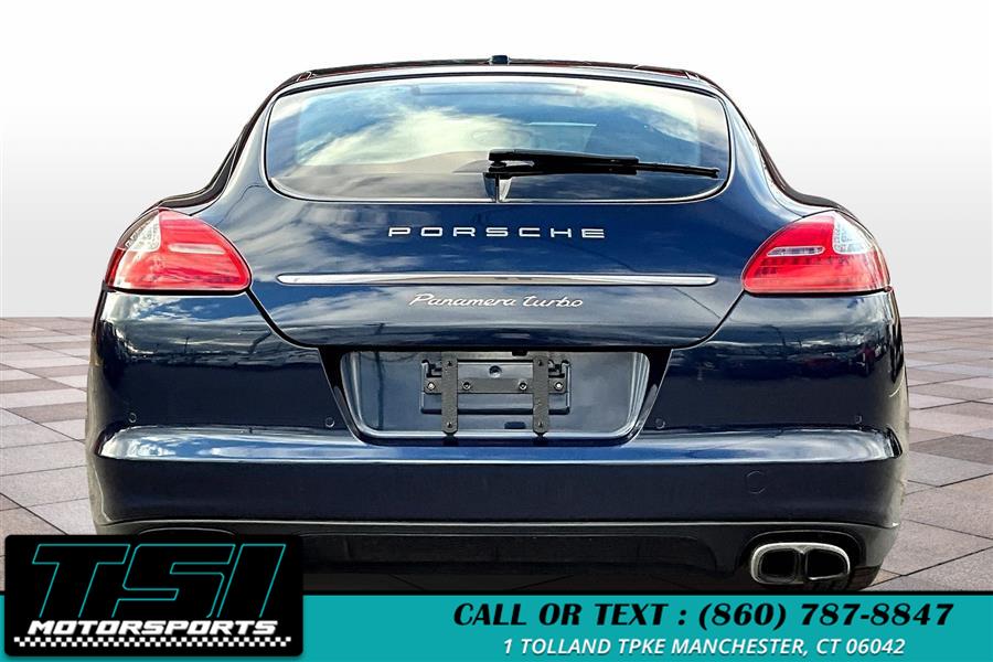 2011 Porsche Panamera Turbo photo